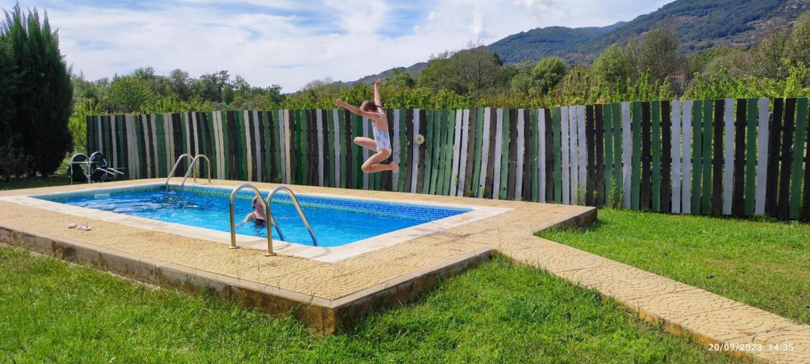 Apartamentos Rurales El Rincon Del Jerte Rebollar  المظهر الخارجي الصورة