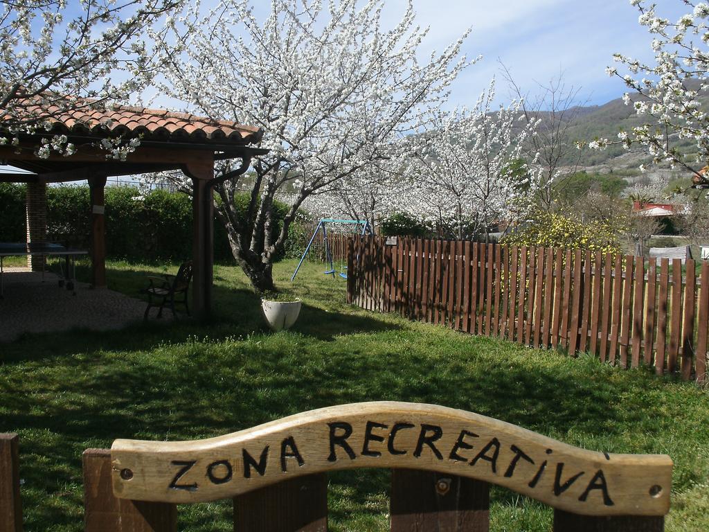 Apartamentos Rurales El Rincon Del Jerte Rebollar  المظهر الخارجي الصورة